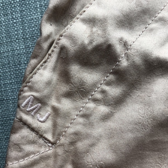 Marc Jacobs Floral embossed Shorts NWOT size 8 - Picture 2 of 8